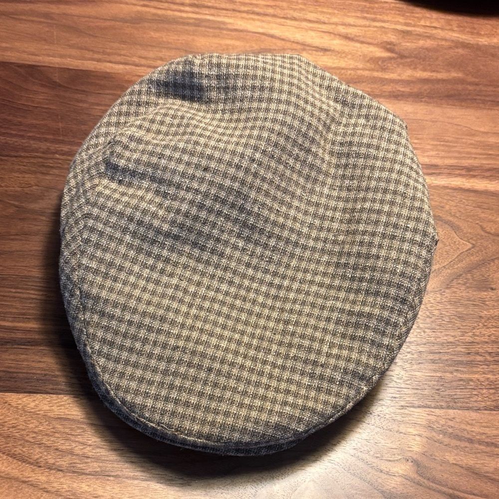 Scala Houndstooth Newsboy Cabbie Cap - Taupe and Cream - M